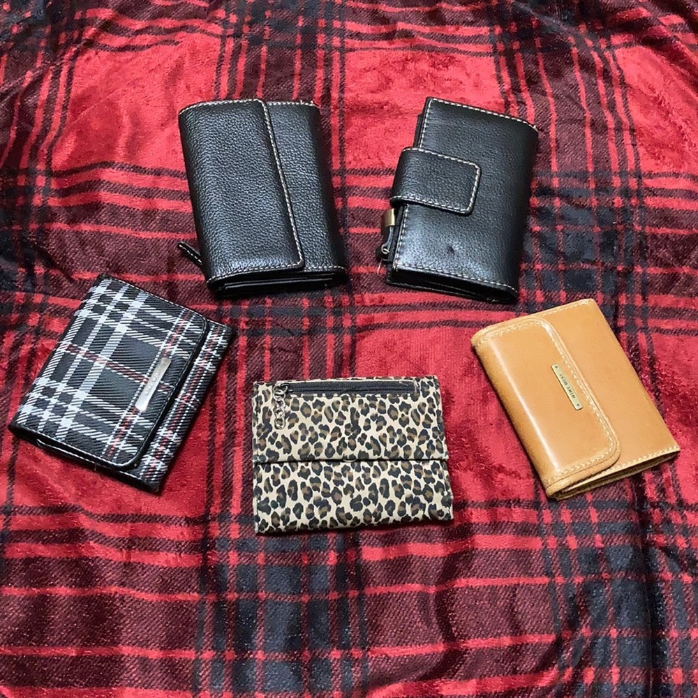 5 wallets - take your pick!